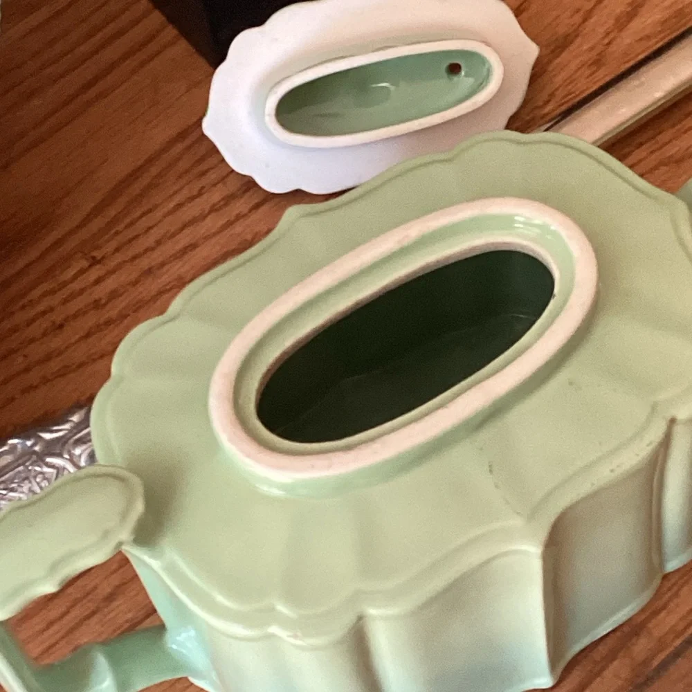 🫖 SEAMIST GREEN HALL VINTAGE TEAPOT SWEET Lil